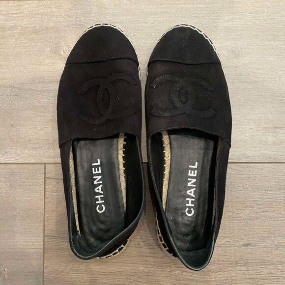 Chanel - Espadrille 40 Velvet Cap Toe CC Monogram Flats in Black - Picture 1 of 3